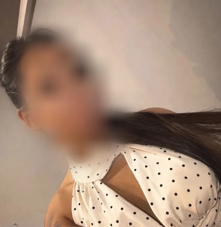 Antonia, 25