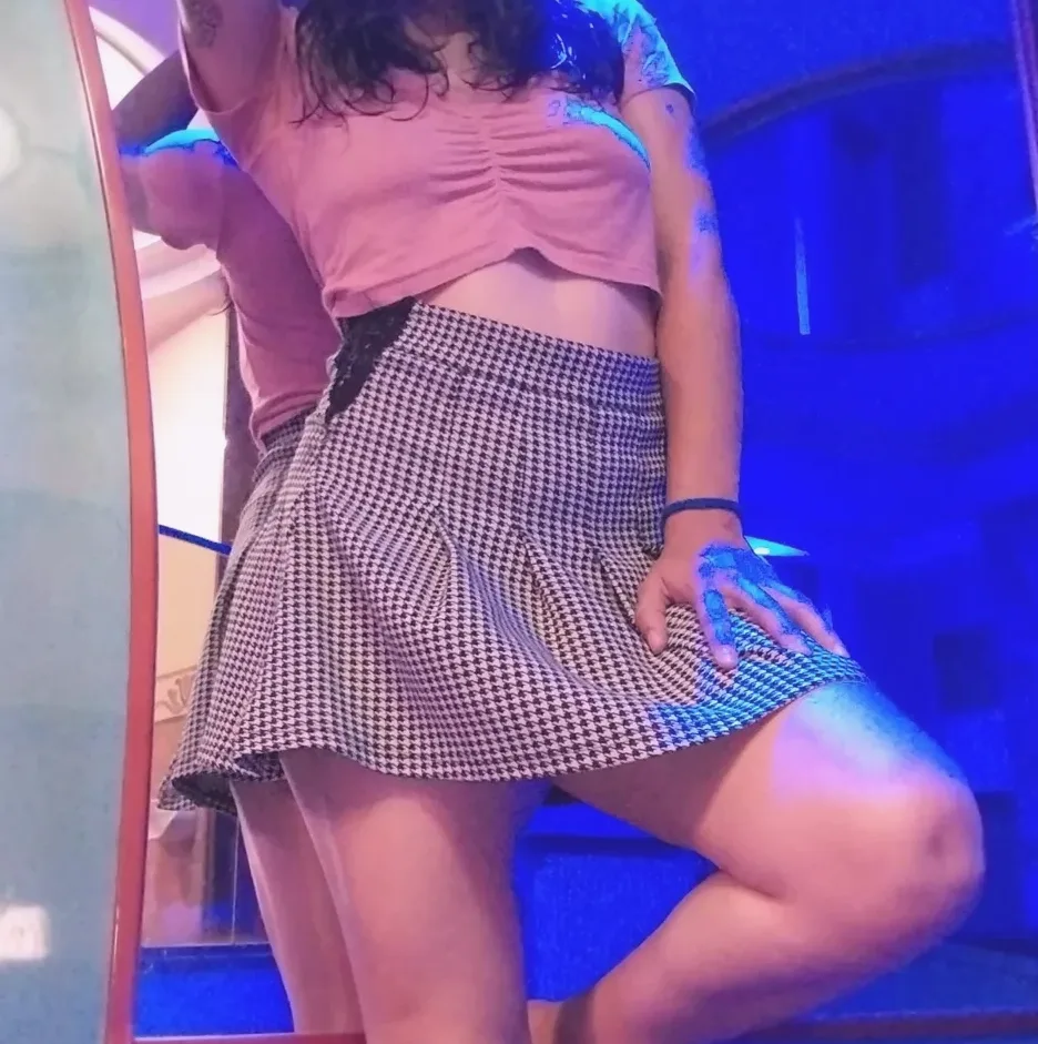Özlem, 35
