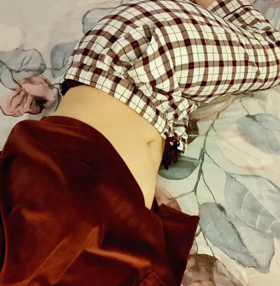 Zeynep, 22